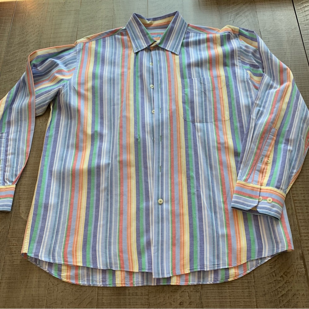 Alan Flusser button up dress shirt. Size LG pastel pin stripes